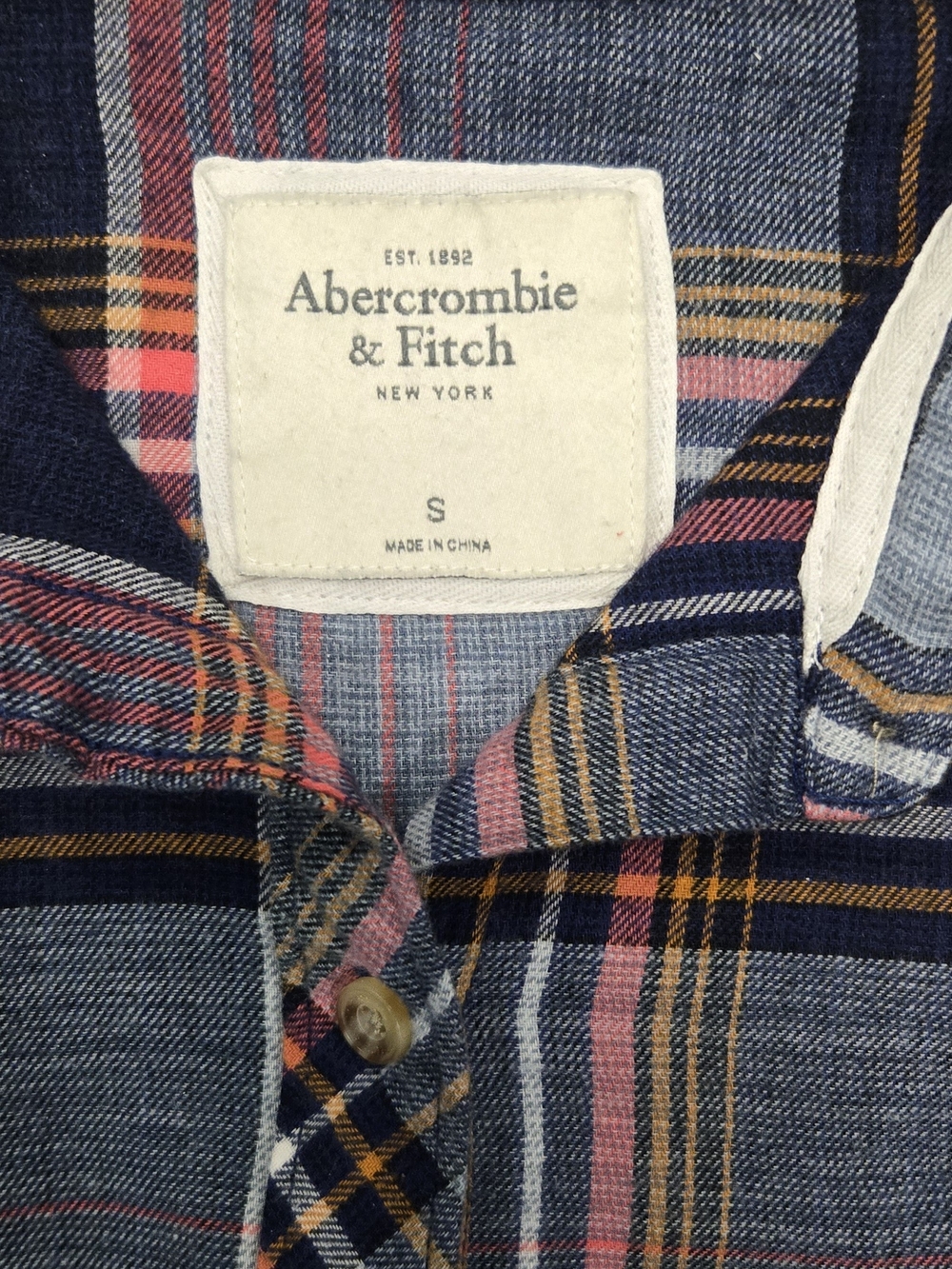 Abercrombie & Fitch Blue and Pink Plaid Button-Down Shirt. #502 - Picture 5 of 7